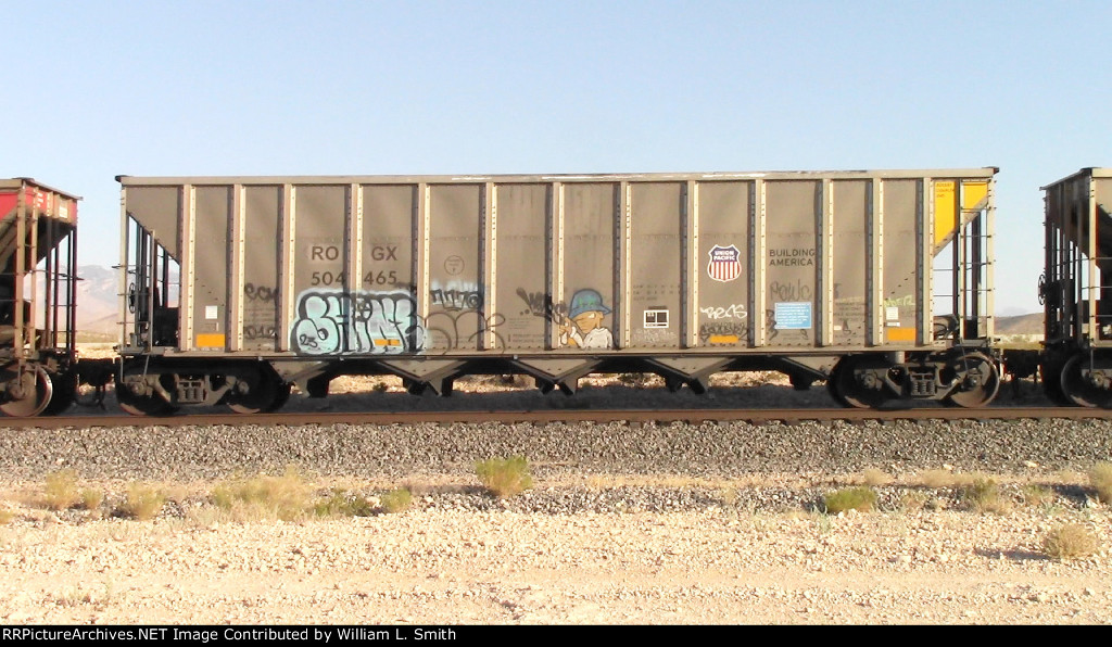 WB Unit Loaded Hooper Frt at Erie NV W-MdTrnSlv-Pshrs -73